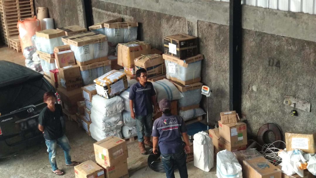 Klik Logistics Jasa Cargo Darat Murah