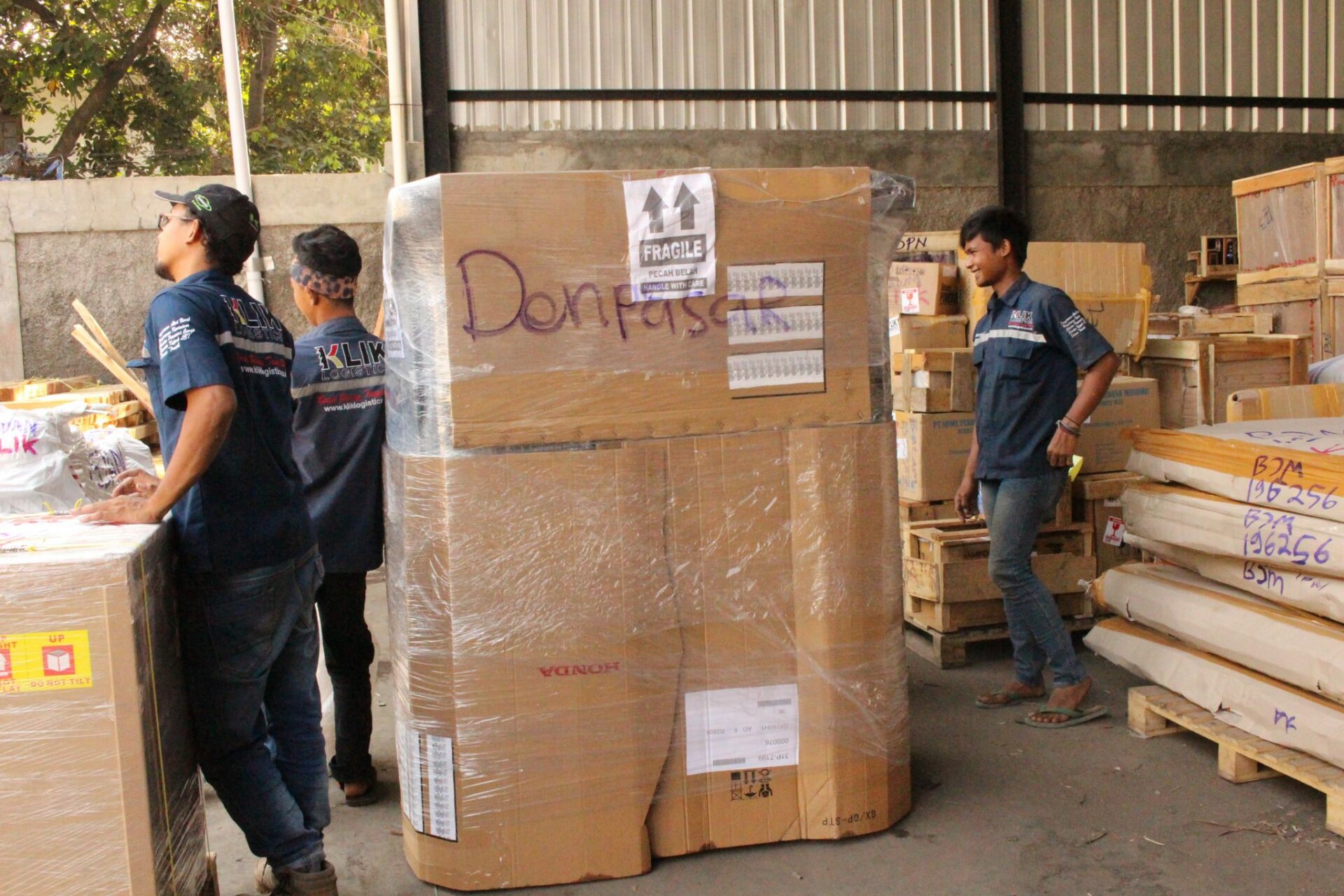 cargo murah ke denpasar