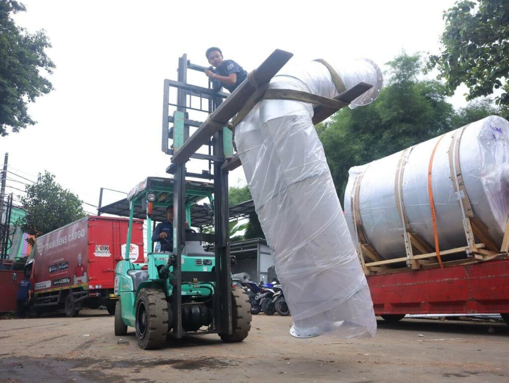 jasa ekspedisi tangerang ke ternate murah cuma di klik logistics