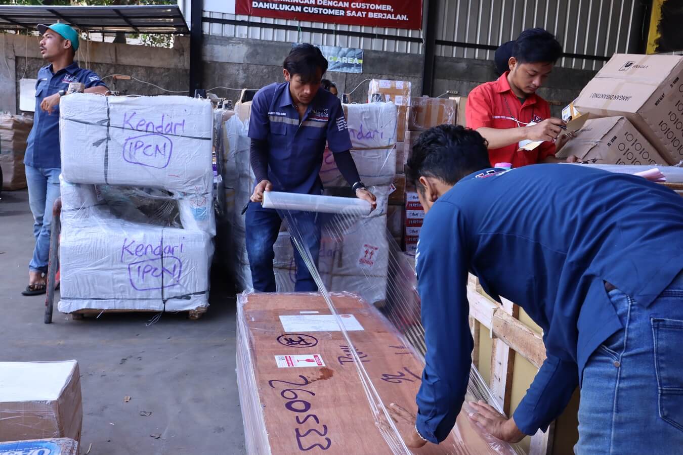 jasa ekspedisi tangerang kupang, ntt klik logistics murah