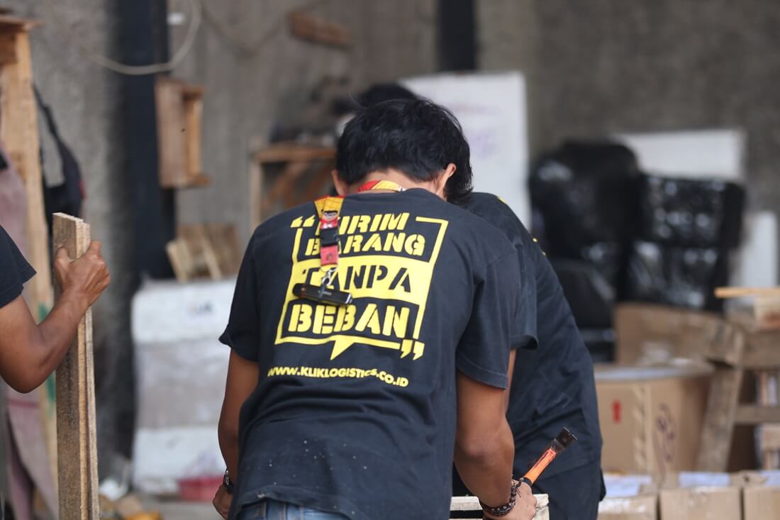 ekspedisi palembang kupang