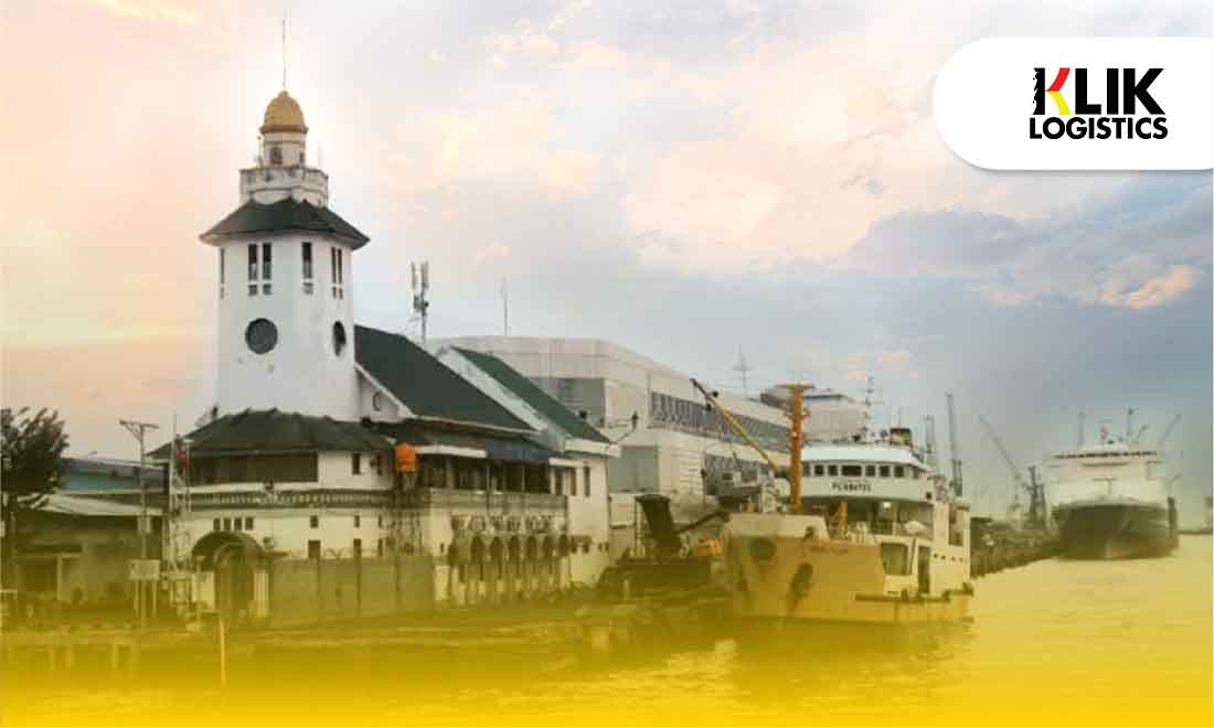 pelabuhan di surabaya